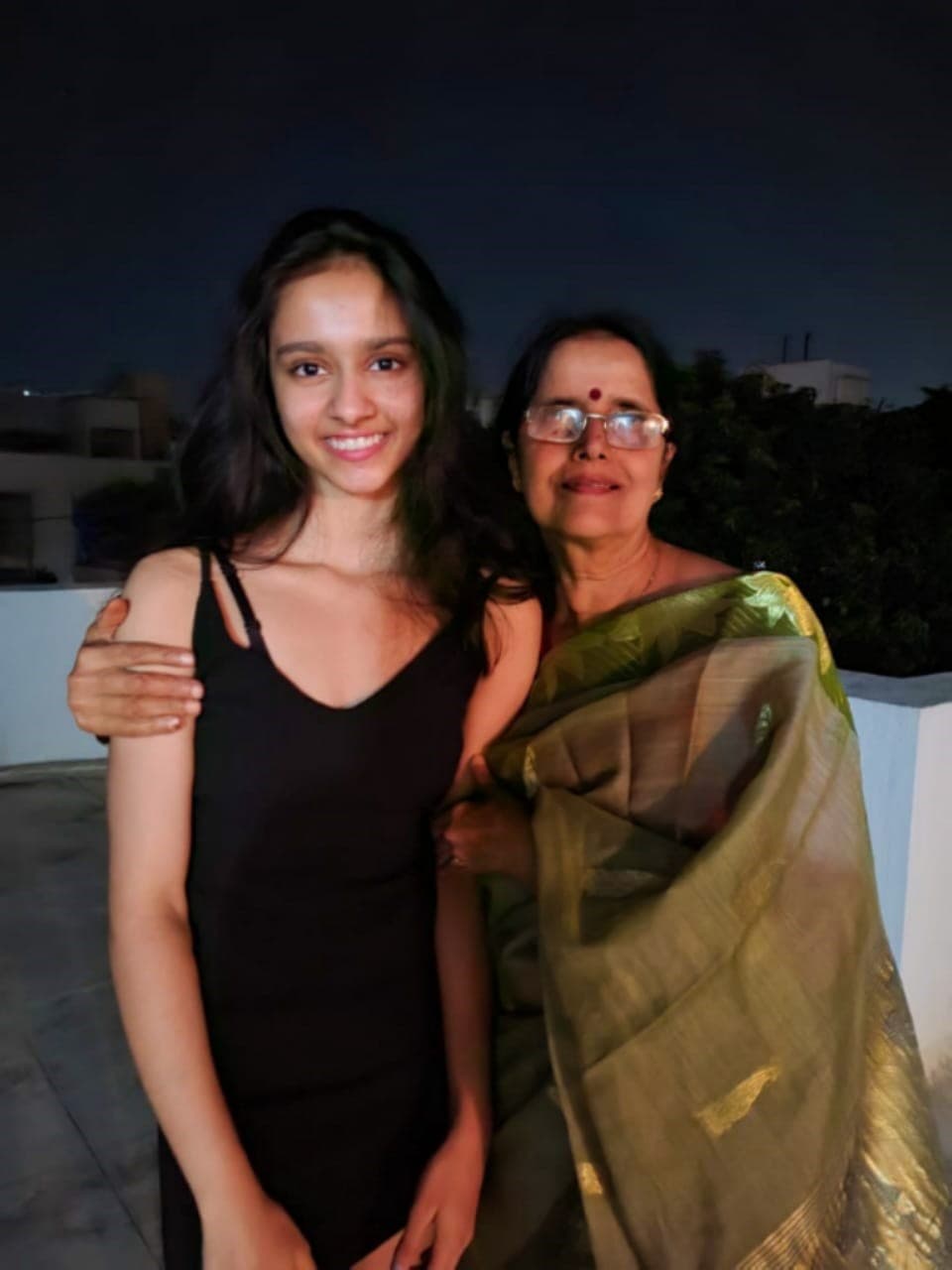 Anoushka De
